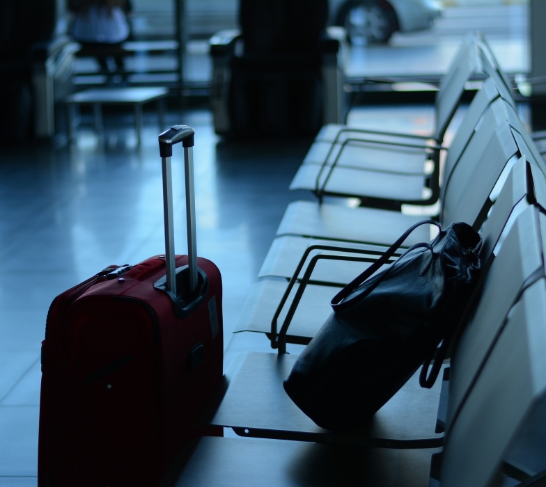 airport-gdecf12c0a_1920